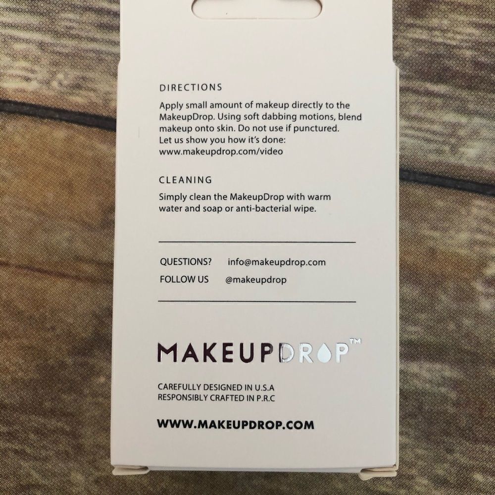 Makeup Applicator  - Picture 2 of 2